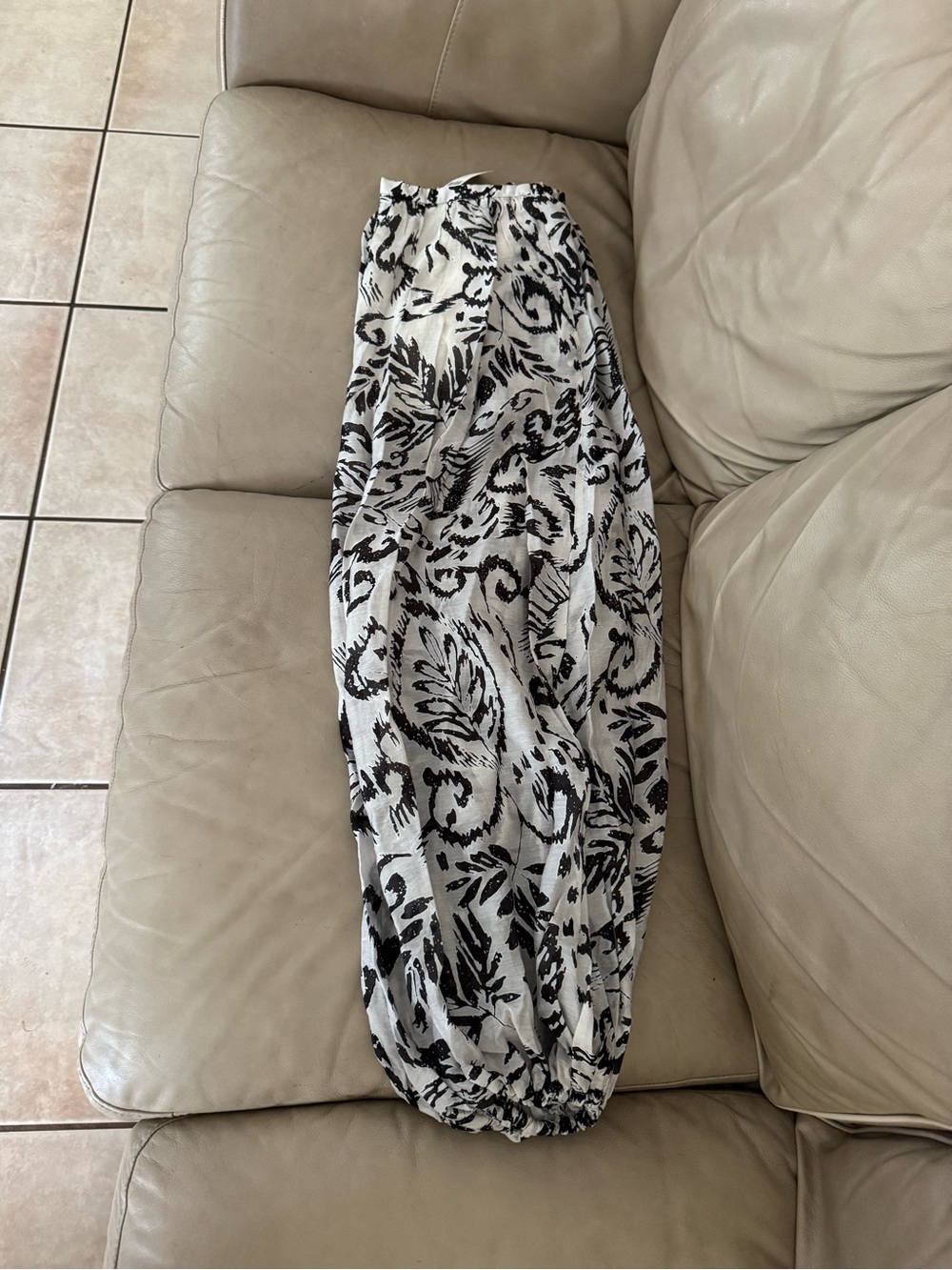 Anthropologie Maude Club Talia Balloon Wide-Leg Pants. Size S. MSRP $115 - Picture 15 of 17